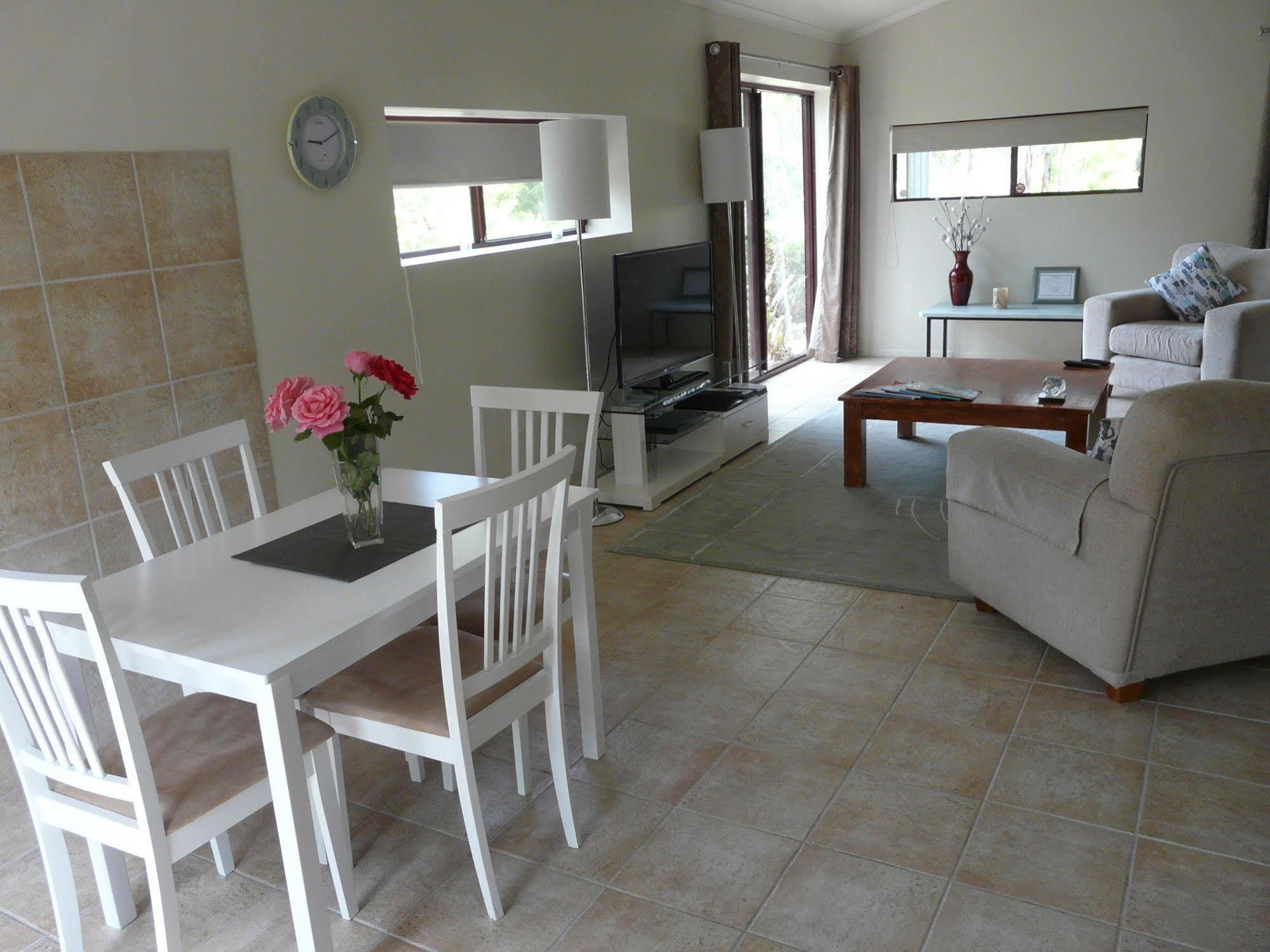 Granite Gardens Cottages & Lake Retreat Stanthorpe Εξωτερικό φωτογραφία