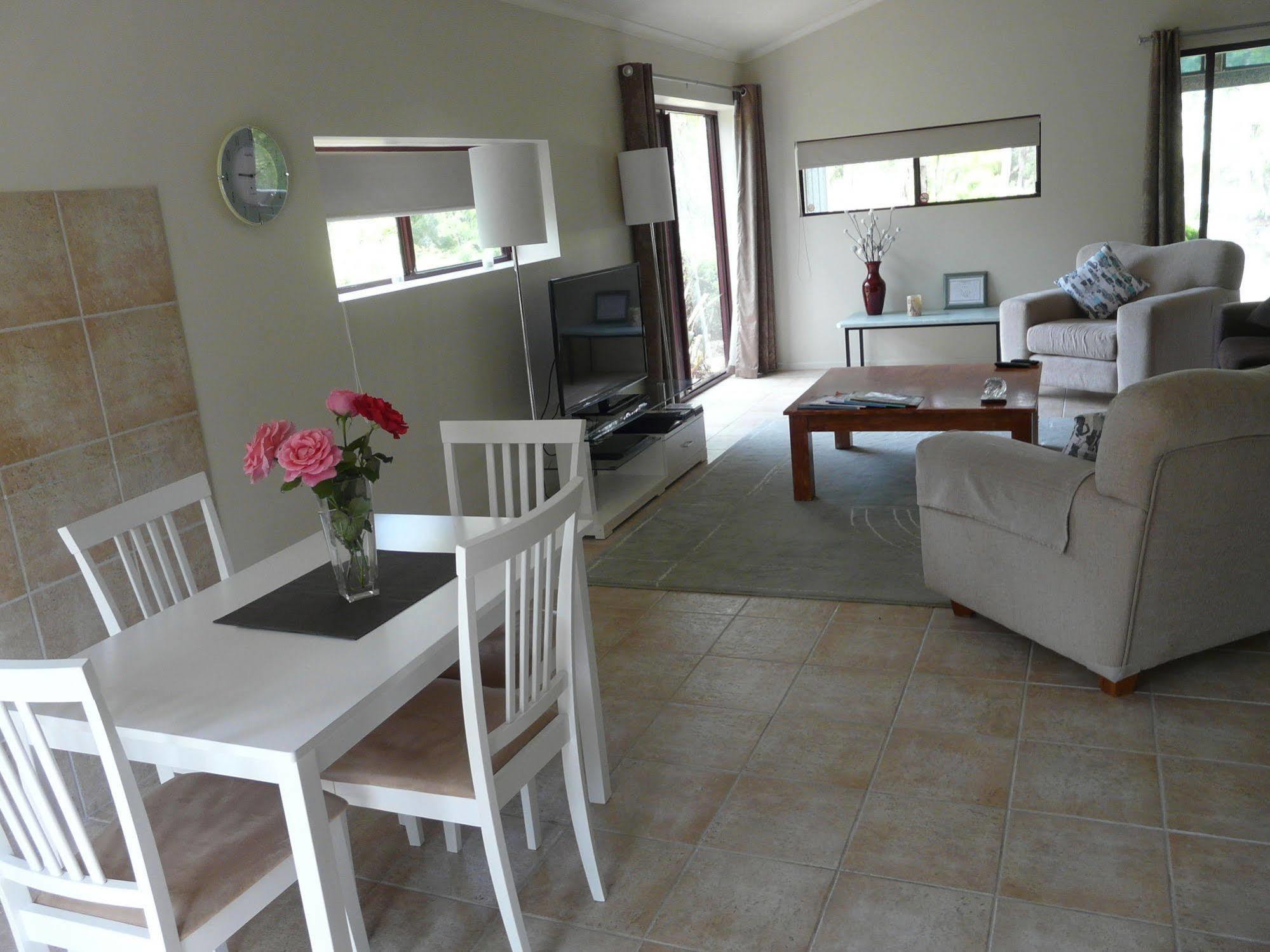 Granite Gardens Cottages & Lake Retreat Stanthorpe Εξωτερικό φωτογραφία