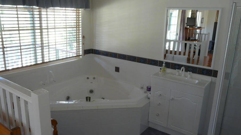 Granite Gardens Cottages & Lake Retreat Stanthorpe Εξωτερικό φωτογραφία